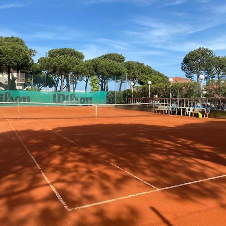 Hotel Franca Milano Marittima Esterno foto