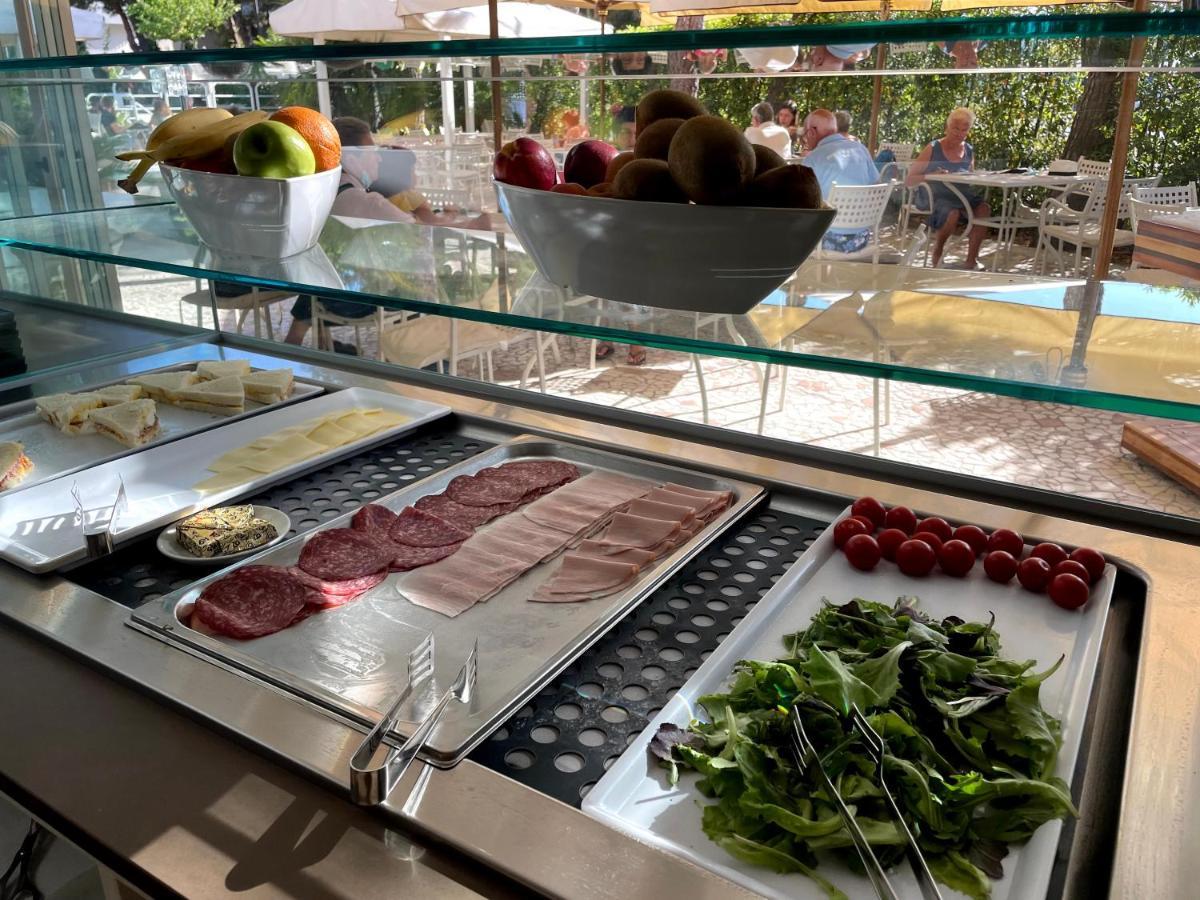 Hotel Franca Milano Marittima Esterno foto