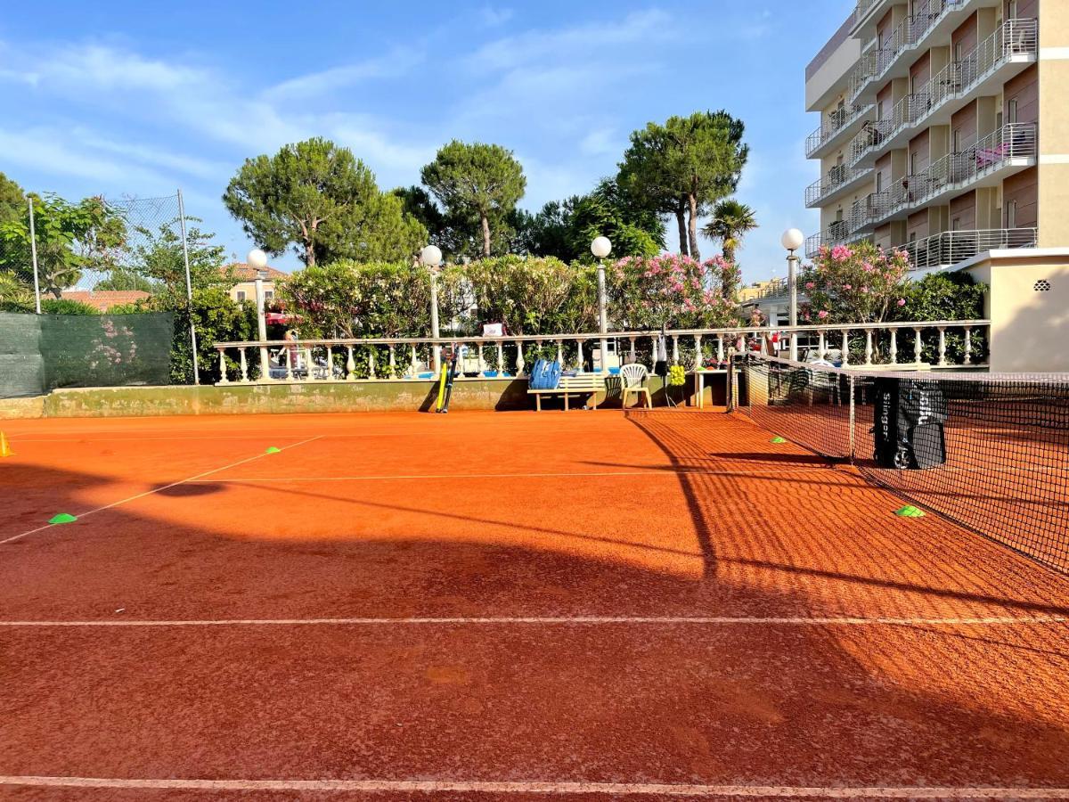 Hotel Franca Milano Marittima Esterno foto