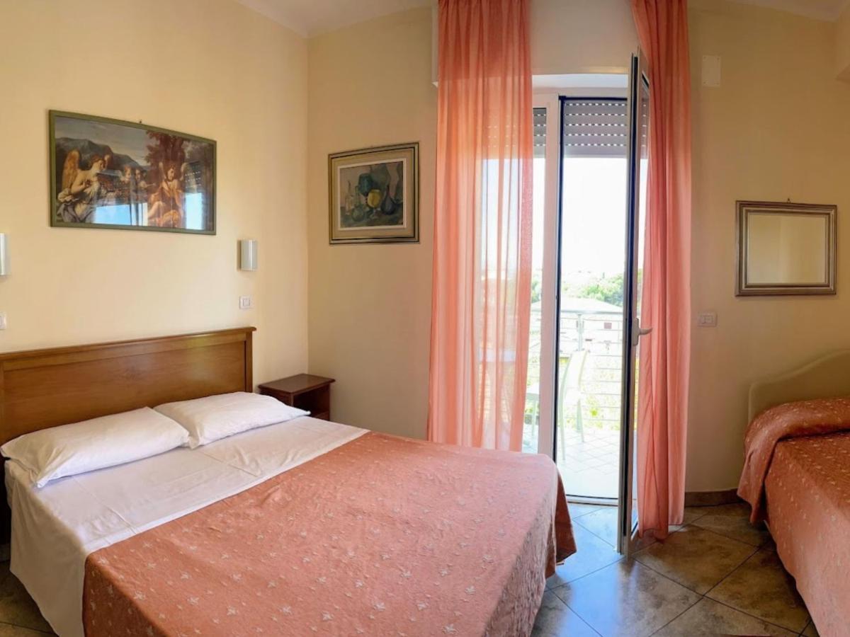 Hotel Franca Milano Marittima Esterno foto