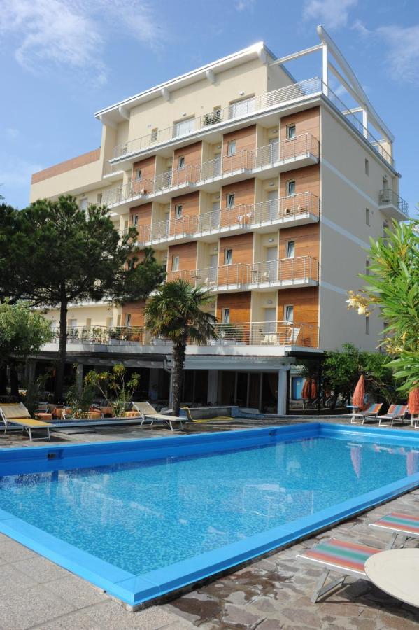 Hotel Franca Milano Marittima Esterno foto