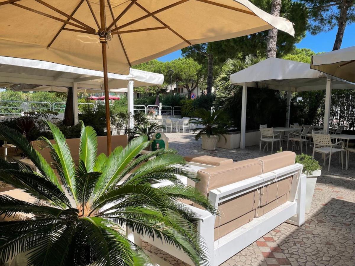 Hotel Franca Milano Marittima Esterno foto