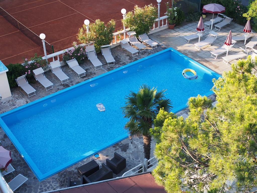 Hotel Franca Milano Marittima Esterno foto
