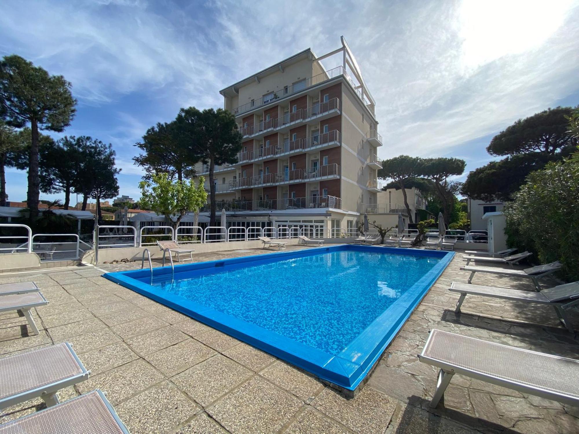 Hotel Franca Milano Marittima Esterno foto