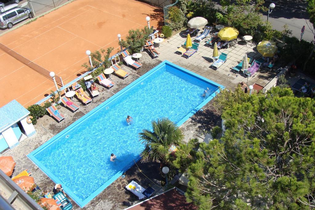 Hotel Franca Milano Marittima Esterno foto