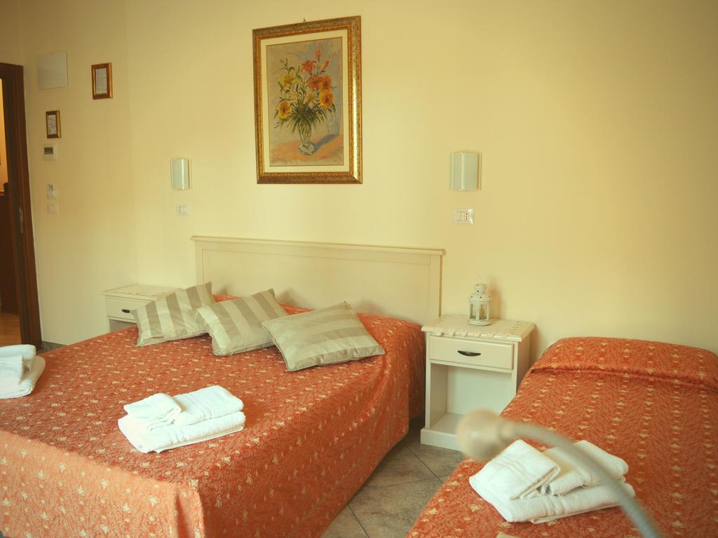 Hotel Franca Milano Marittima Esterno foto