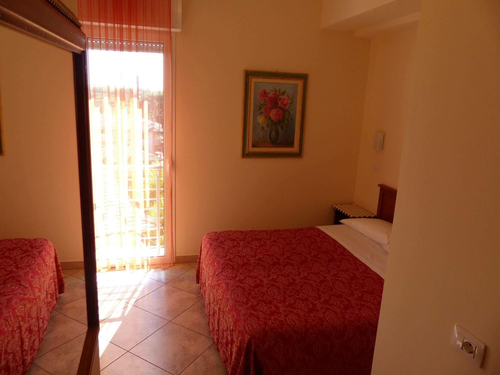 Hotel Franca Milano Marittima Esterno foto