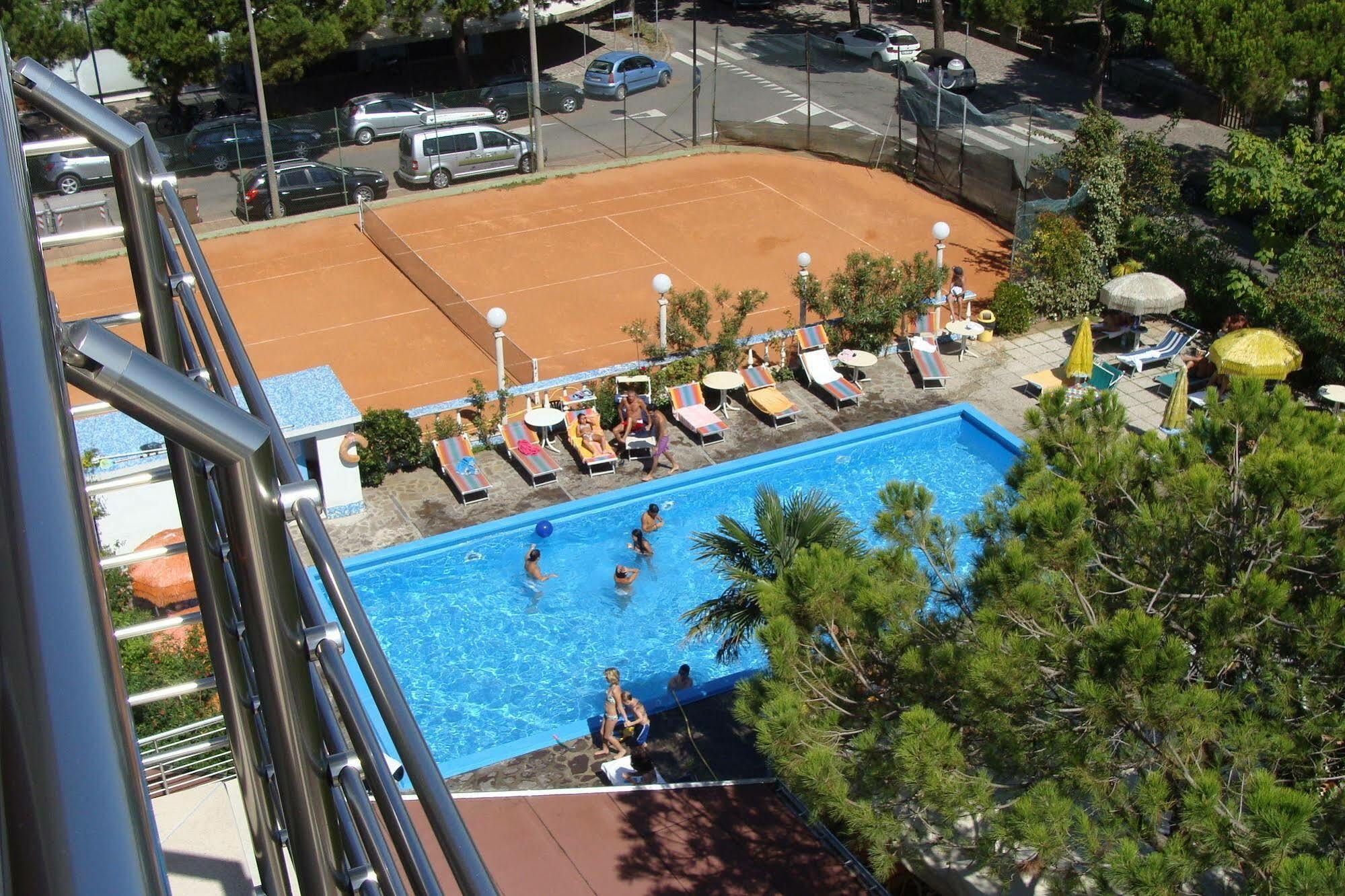 Hotel Franca Milano Marittima Esterno foto